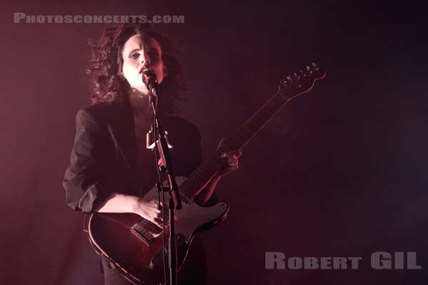 ANNA CALVI - 2019-01-30 - PARIS - Salle Pleyel - 